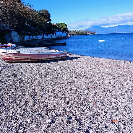 λαμπίρι κοντά στη θάλασσα * Lampiri (Peloponnese)
